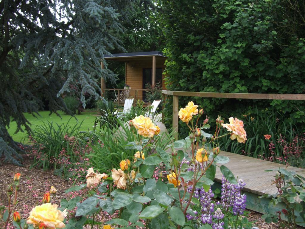 Le Clos Du Clocher Gueudecourt Exterior foto